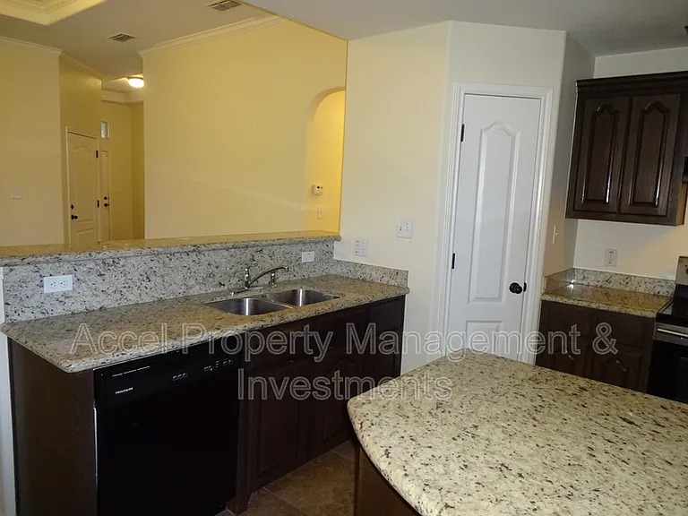 1906 Butkus Dr — Photo 3