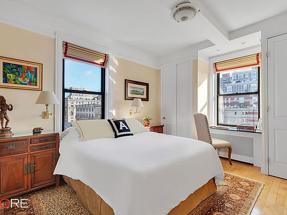 5th image of 545 W End Ave APT 15D