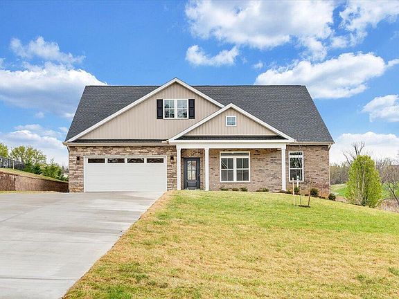 2nd image of 28 Scarlet Dr