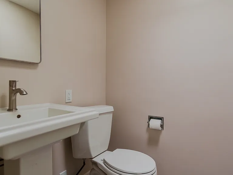 16703 Alginet Pl — Photo 31