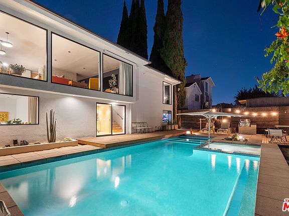 2nd image of 4181 Verdugo View Dr