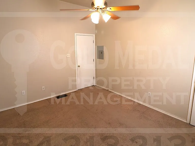 4408 Jeff Scott Dr — Photo 12