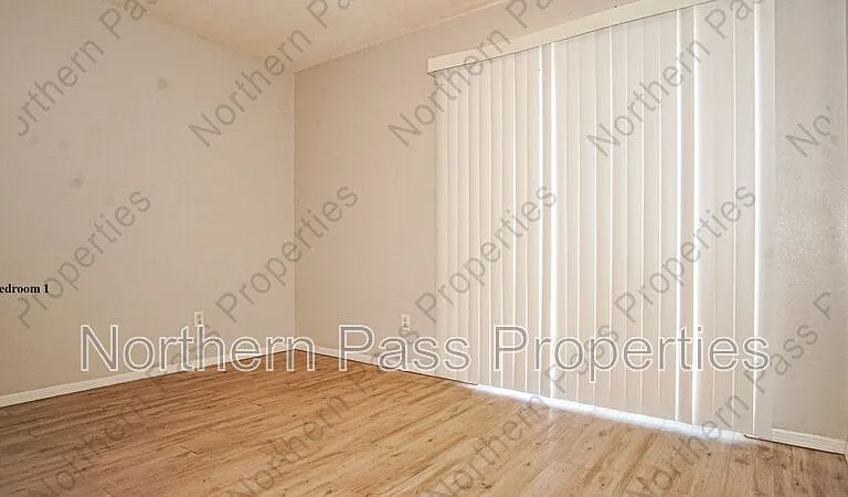 11024 Sunshine Ct — Photo 9