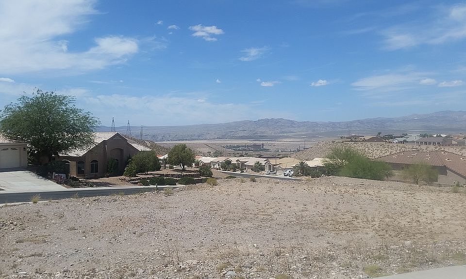 1st image of 2875 Desert Vista Dr