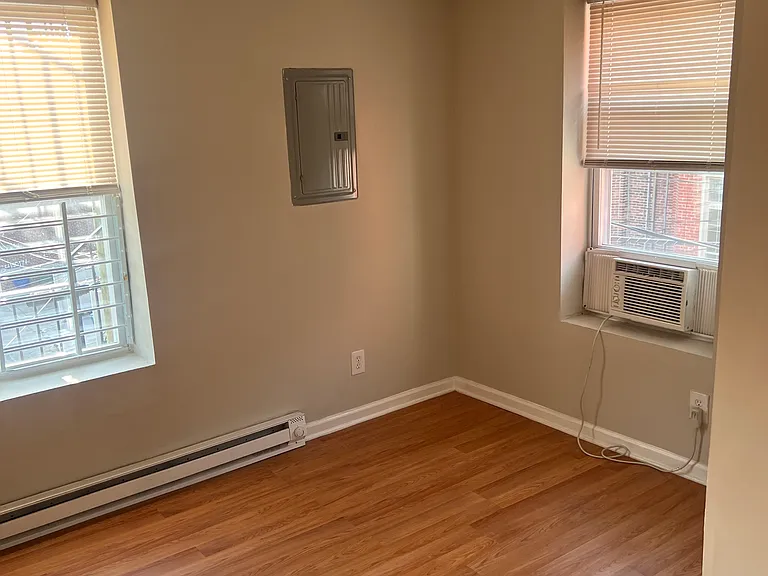 2024 Saint Paul St #2B — Photo 13