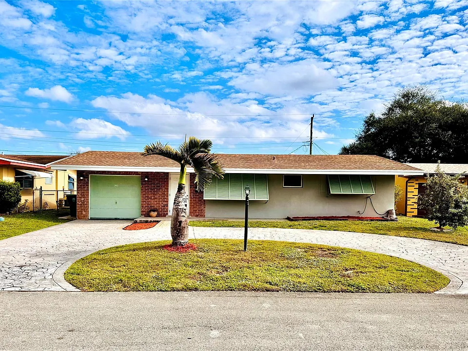 1411 NW 79th Way