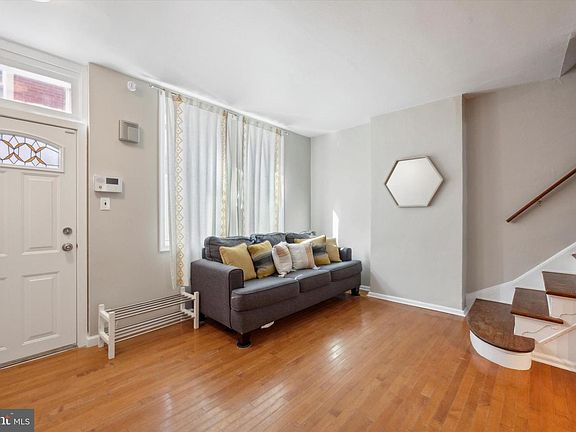 3rd image of 933 League St