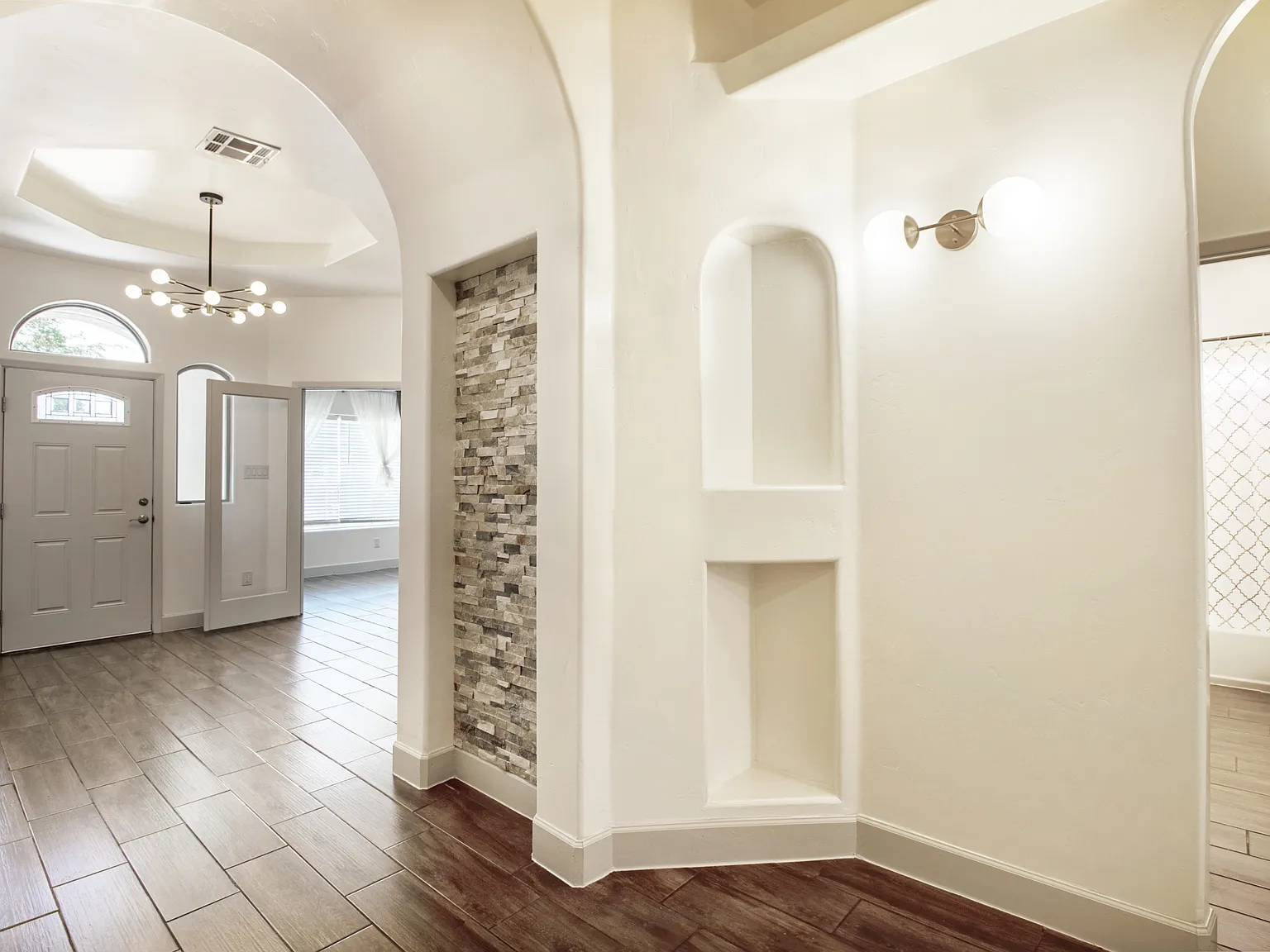 1000 Jasmine Drive - 1 — Photo 2