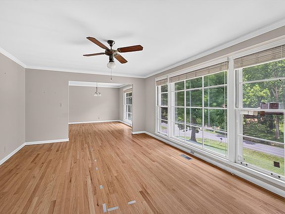 5th image of 6624 Jocelyn Hollow Rd