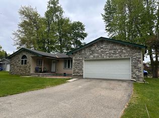 5410 Ridgemont St, Howell, MI 48843