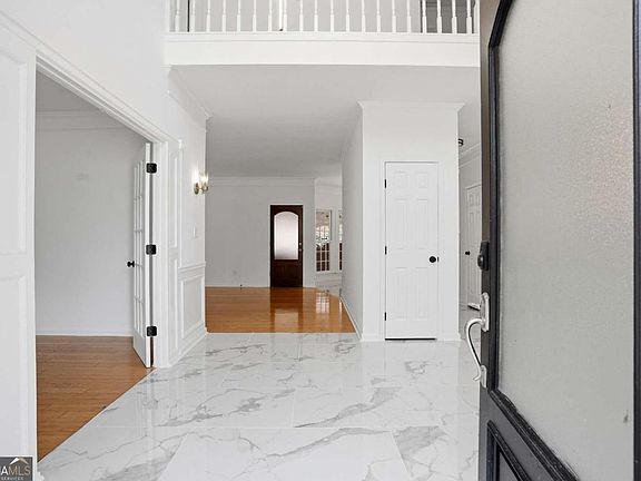 3rd image of 265 Marchand Ct