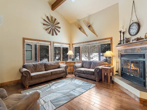 521 Saint Andrews Dr APT 121, Columbia Falls, MT 59912