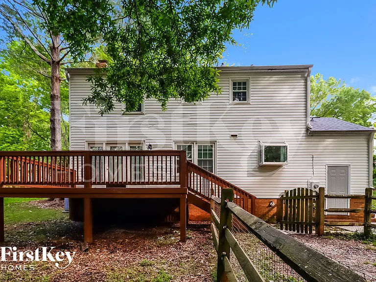 7625 Summerwood Ln — Photo 14