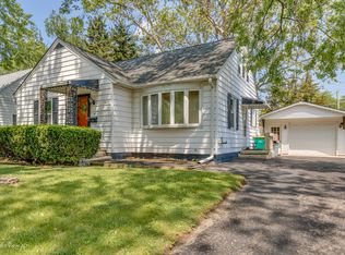 1215 John St, Joliet, IL 60435