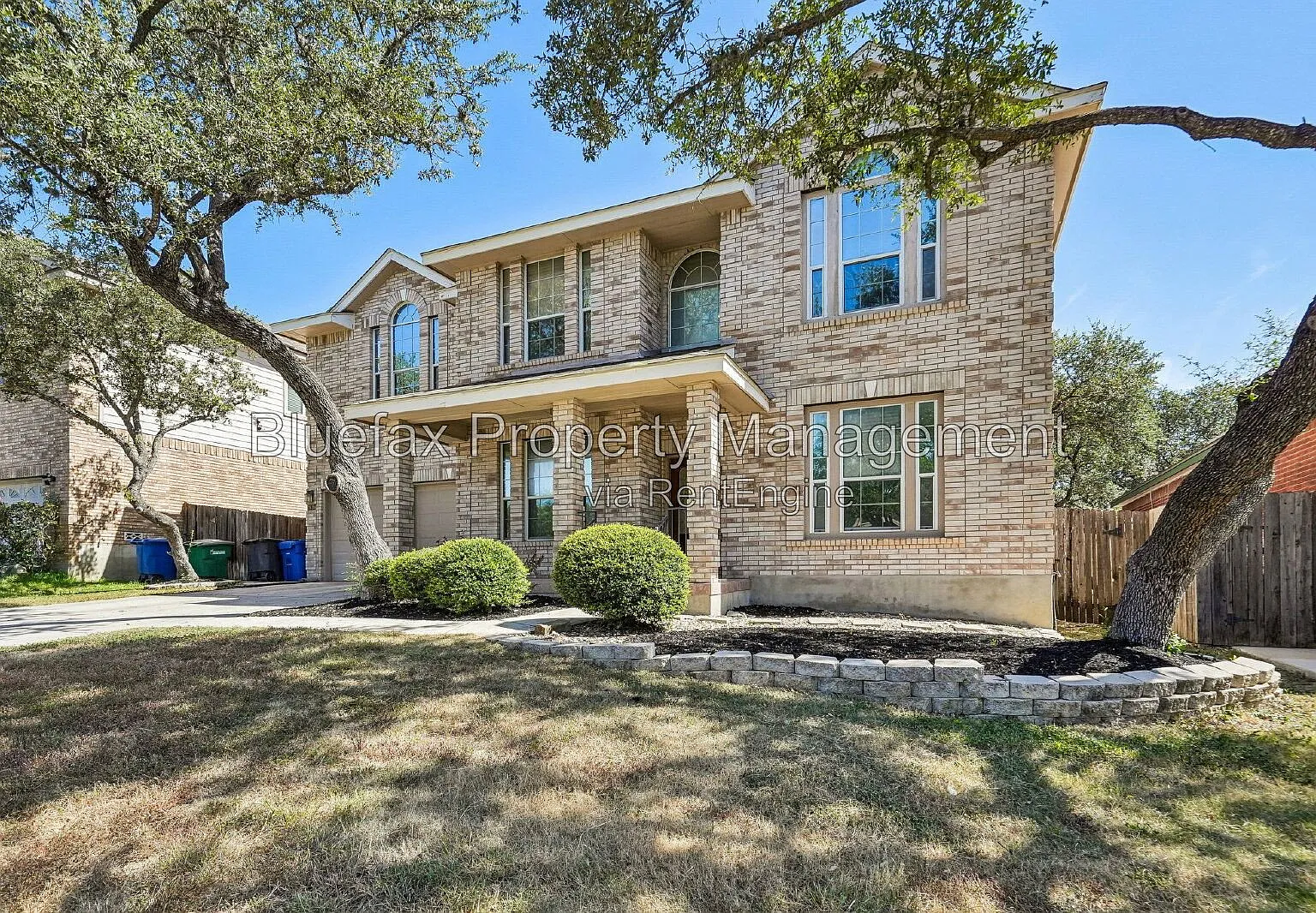 4 bed, 3.5 bath, 2772 sqft, $2,100 — Photo 2
