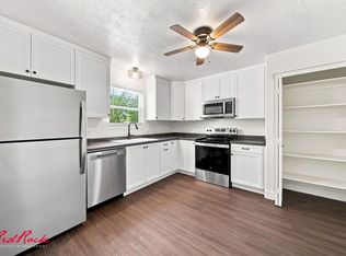 692 N 2720 E APT 5, Saint George, UT 84790