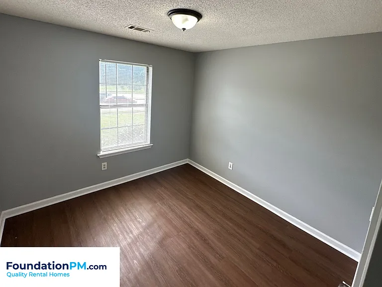 5407 Riverdale Rd — Photo 16