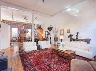 217 NE 8th Ave #202, Portland, OR 97232