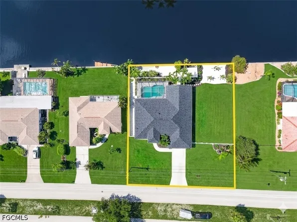 920 E Archer Pkwy, Cape Coral, FL 33904