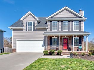 8512 Bowsong Ln, Powell, TN 37849