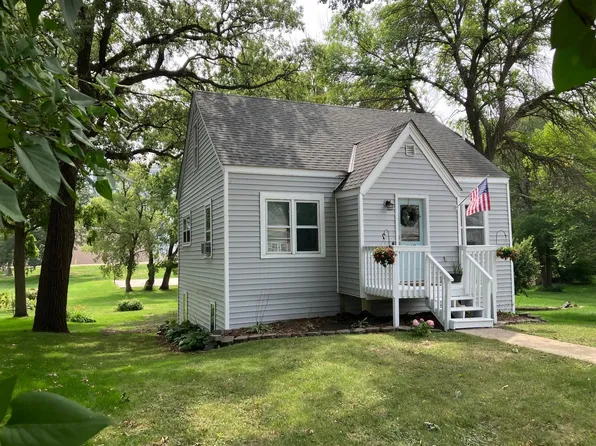 227 W Division St, Elbow Lake, MN 56531