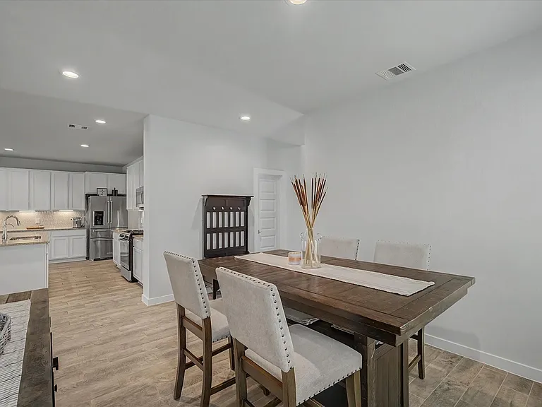 18307 Windy Knoll Way — Photo 8