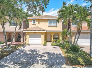 9209 NW 54th St, Sunrise, FL 33351