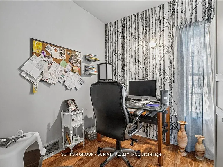 155 1/2 Lake St #MAIN — Photo 24