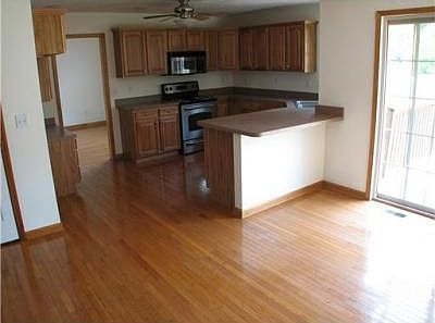 5th image of 501 Pond Ct