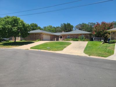 1700 Susan Dr, Kerrville, TX, 78028