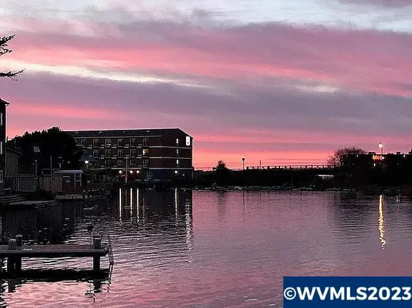 1425 SE 2nd Ct, Lincoln City, OR 97367