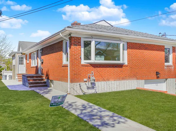 708 Pelton Avenue image 1 of 41