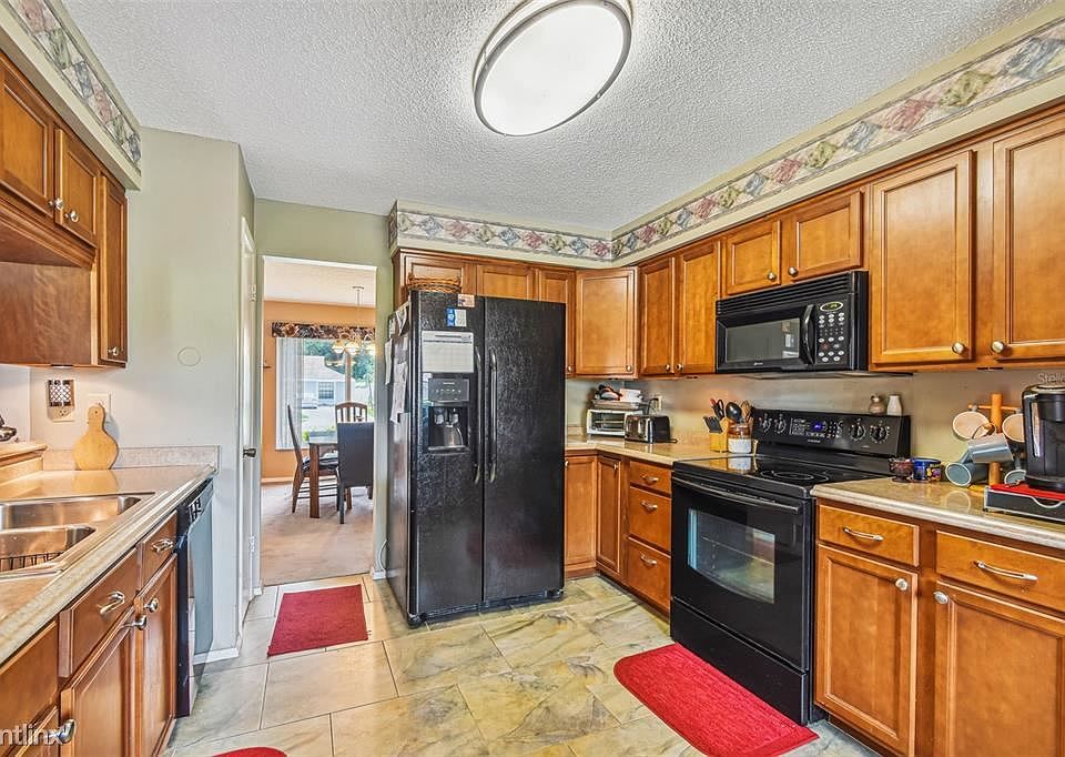 1st image of 5103R Pennsbury Dr