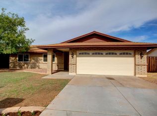2821 N Comanche Dr, Chandler, AZ 85224
