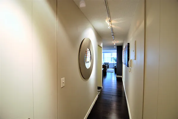 Rented by Global Realty Opportunities | media 8