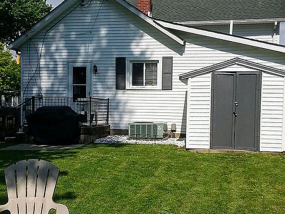 2nd image of 701 S Main Ave