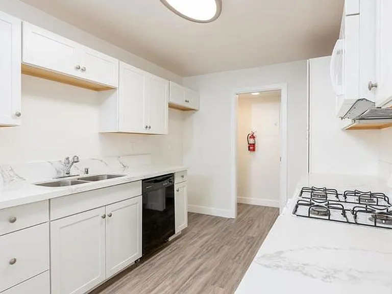 721 Buena Tierra Way #190 — Photo 11