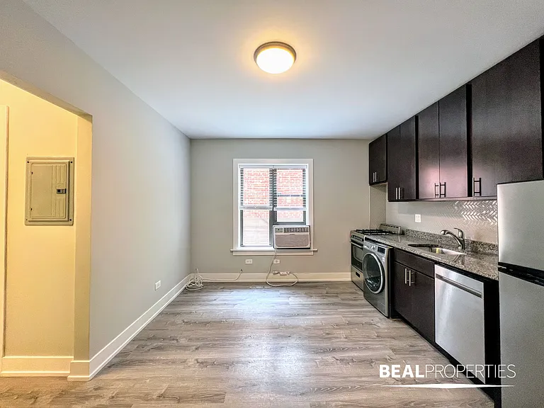 427 West Belden — Photo 27
