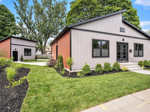 1430 W Laketon Ave, Muskegon, MI 49441