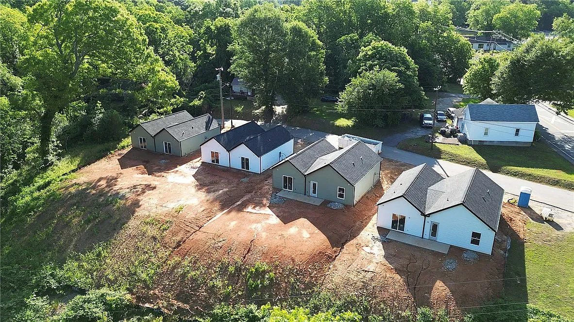 1 bed, 579 sqft, $999 — Photo 1
