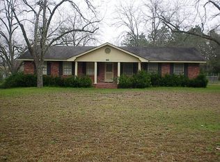 3236 Sylvester Dr, Moultrie, GA 31768