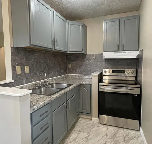 111 E Front St #1 — Photo 1
