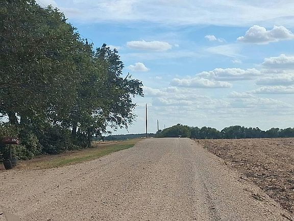 5th image of 1825 Hruskaville Rd