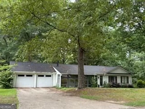 5045 Red Oak Ln, Gainesville, GA 30506