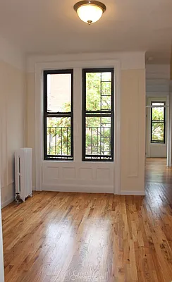 Rented by City Connections Realty | media 8