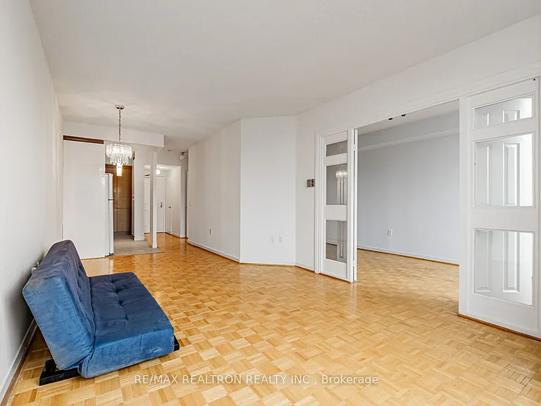 284 Bloor St W #903 — Photo 14