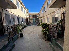 8118 S. Western Ave.