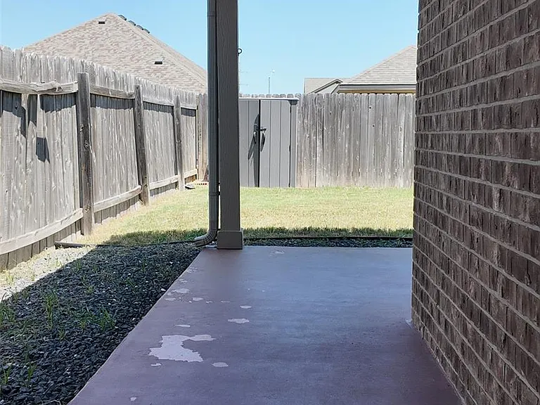 16911 Alturas Ave — Photo 16
