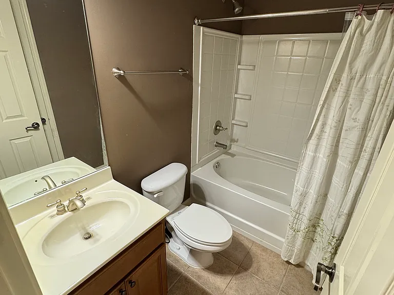 5020 Windcrest Ln — Photo 16