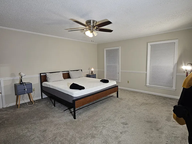 516 S Yates Rd — Photo 32
